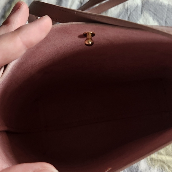 💛Samara Vegan Leather Purse - Picture 5 of 5
